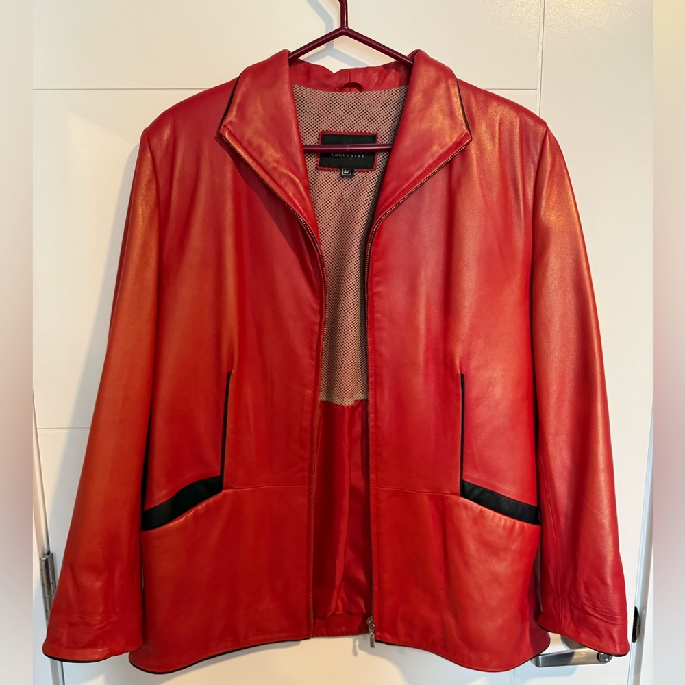 Vintage red leather women’s jacket lamb leather - size 44 large